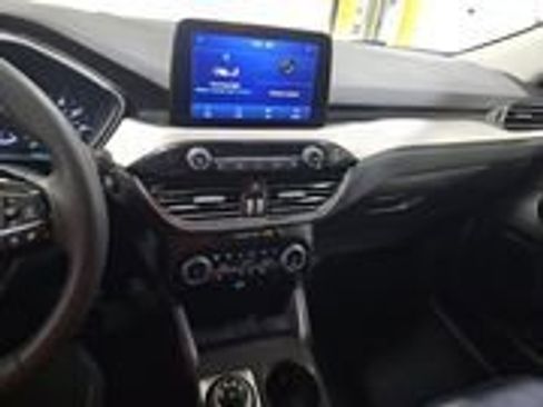 Used 2022 Ford Escape SEL image 13