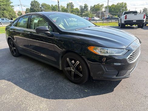 Used 2020 Ford Fusion S FWD image 2