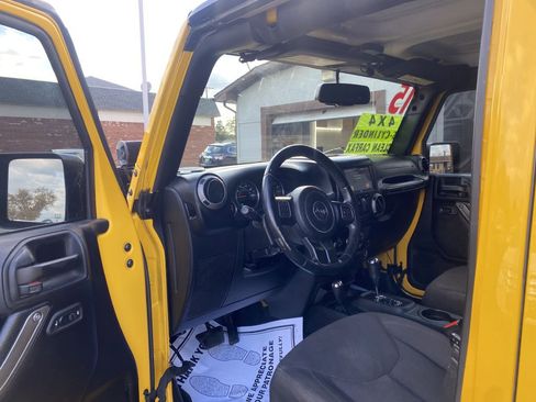 Used 2015 Jeep Wrangler Unlimited Sport w/ Quick Order Package 24S image 14