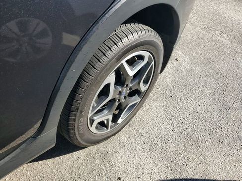 Used 2019 Subaru Crosstrek 2.0i Limited w/ Moonroof Package w/Navigation image 7