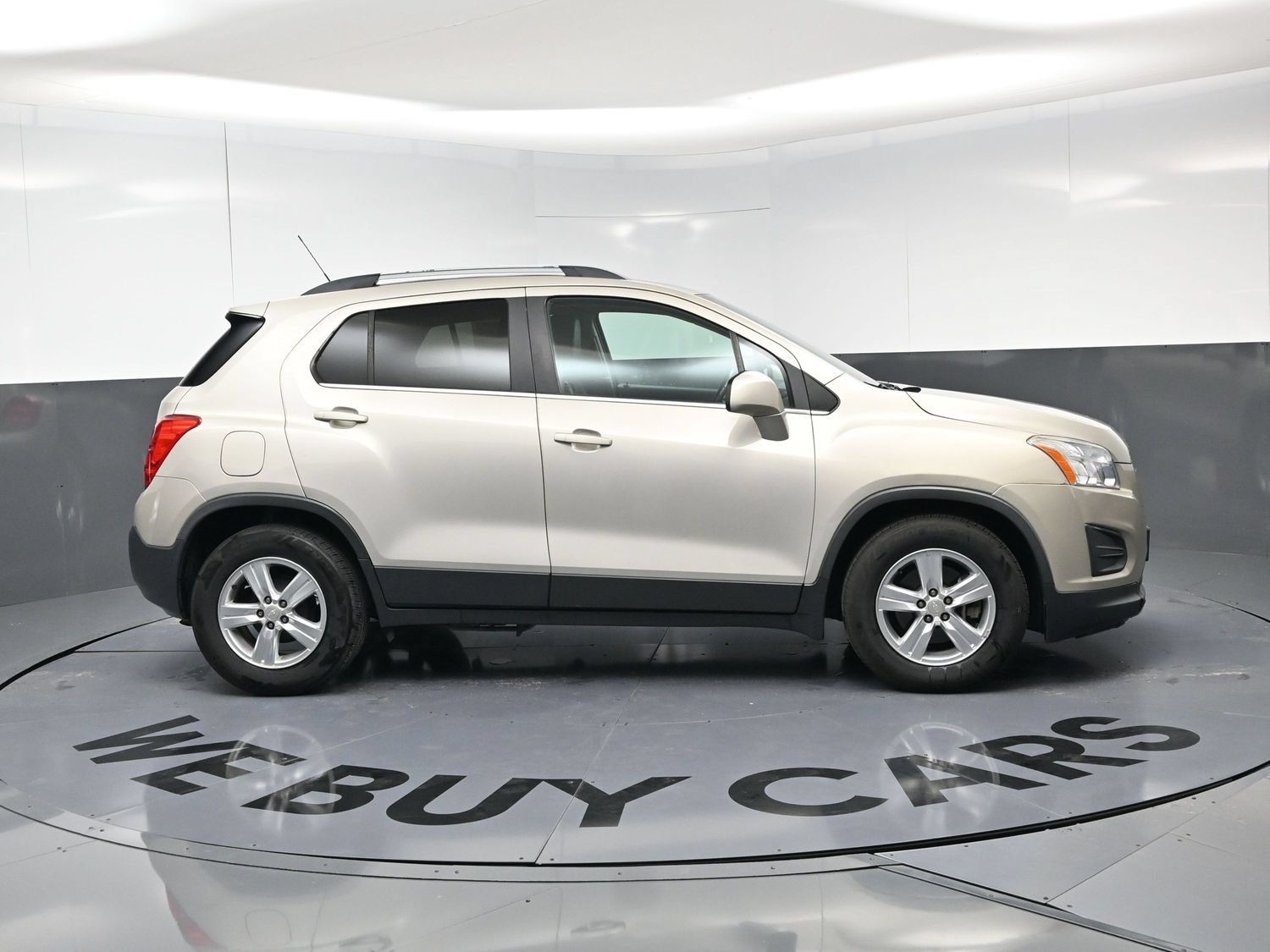 Used 2016 Chevrolet Trax LT w/ LT Convenience Package FWD image 10