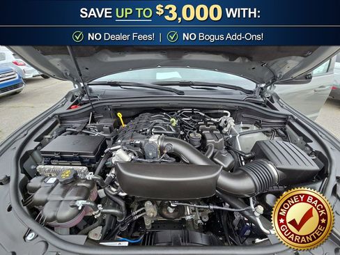 Used 2025 Dodge Durango GT AWD/4WD image 25