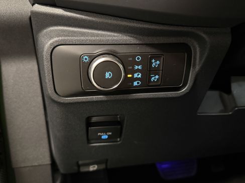 Used 2025 Ford Bronco Outer Banks AWD/4WD image 19