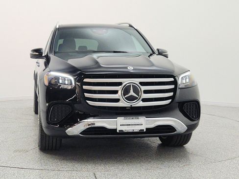 Certified 2025 Mercedes-Benz GLS 450 4MATIC image 2