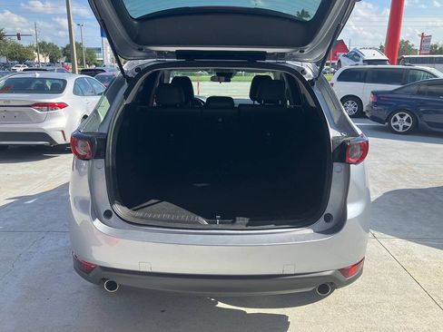 Used 2020 MAZDA CX-5 Touring FWD image 4