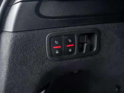 Used 2018 Audi Q7 3.0T Premium Plus w/ Premium Plus Package image 12