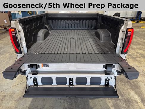 New 2026 GMC Sierra 2500 AT4 w/ AT4 Premium Plus Package image 6