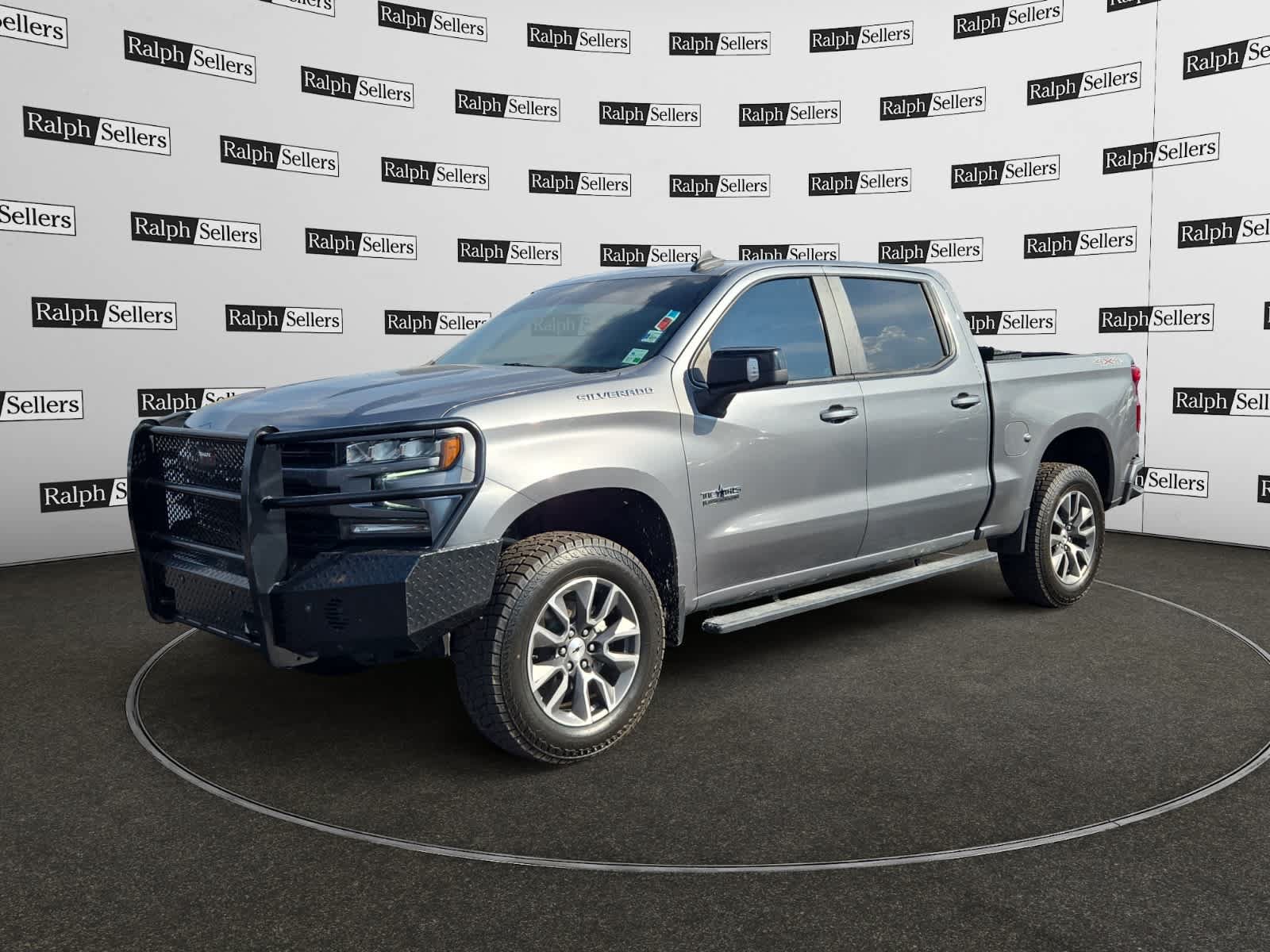 Used 2021 Chevrolet Silverado 1500 RST w/ Texas Edition Plus AWD/4WD image 2