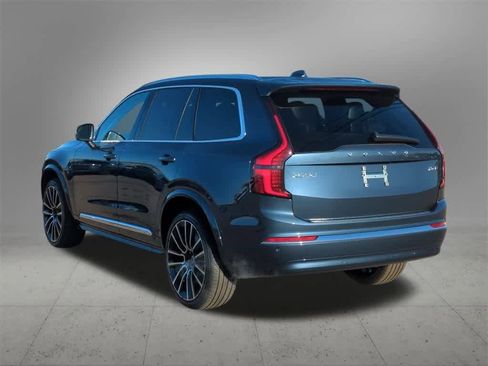 New 2026 Volvo XC90 B6 Plus w/ Protection Package Premier image 4