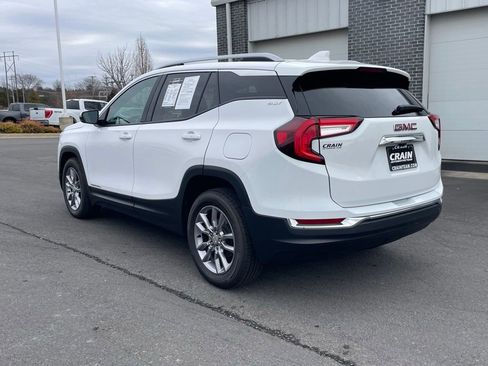 Used 2022 GMC Terrain SLT image 5