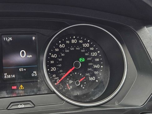 Used 2018 Volkswagen Tiguan S image 16