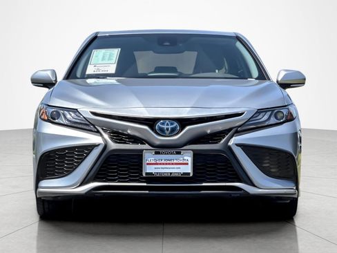 Certified 2022 Toyota Camry XSE FWD image 8