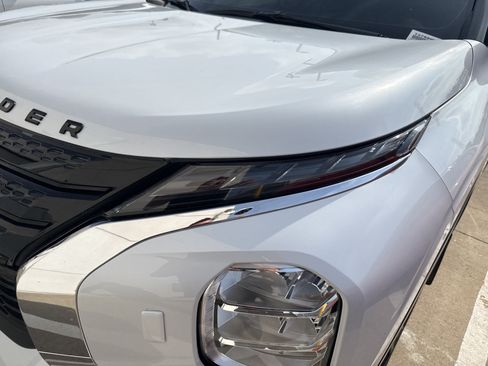 Used 2023 Mitsubishi Outlander Ralliart AWD/4WD image 6