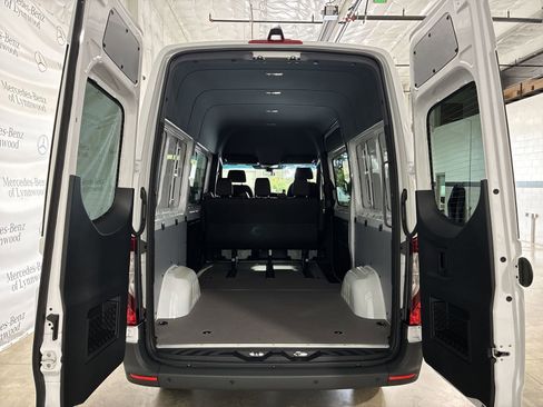 New 2025 Mercedes-Benz Sprinter 2500 image 7