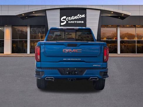 Used 2022 GMC Sierra 1500 AT4 w/ AT4 Preferred Package image 4