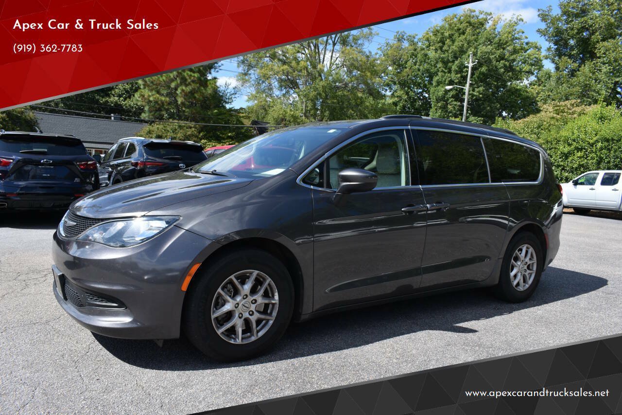 Used 2021 Chrysler Voyager Lxi FWD image 1