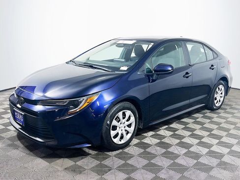 Certified 2024 Toyota Corolla LE FWD image 4