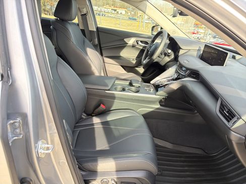 Certified 2025 Acura TLX w/Technology Package image 33