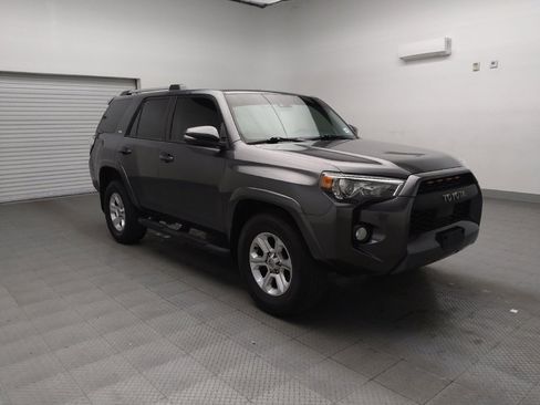 Used 2020 Toyota 4Runner SR5 Premium w/ Moonroof Package image 13