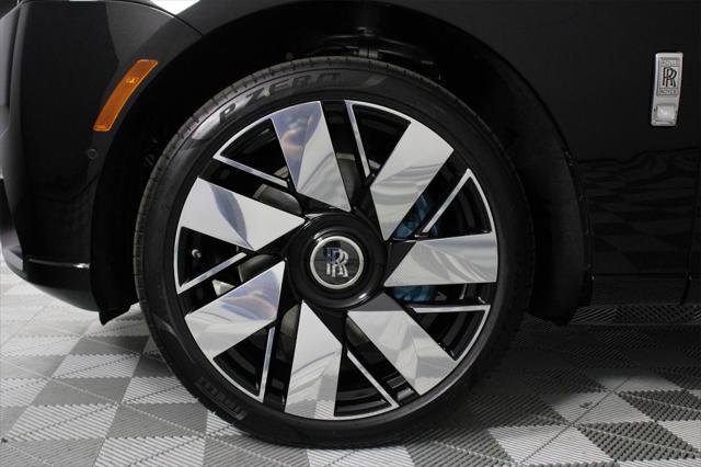Certified 2026 Rolls-Royce Cullinan w/ Cullinan Package AWD/4WD image 14
