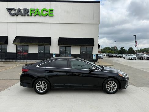 Used 2018 Hyundai Sonata SE FWD image 16