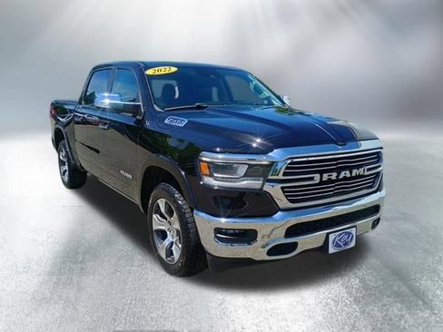 Used 2022 RAM 1500 Laramie AWD/4WD image 8