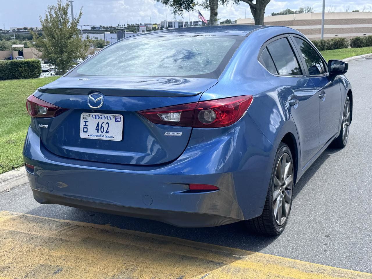Used 2018 MAZDA MAZDA3 Touring FWD image 35