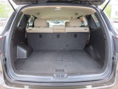 Used 2012 Hyundai Santa Fe GLS FWD image 23