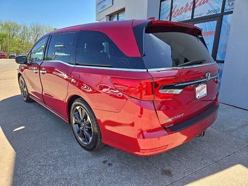 Used 2024 Honda Odyssey Elite image 7