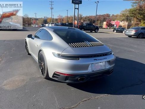 Used 2022 Porsche 911 Carrera 4 GTS image 7