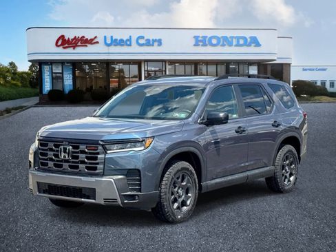 Used 2026 Honda Pilot TrailSport image 1