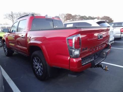 Used 2020 Toyota Tacoma Limited image 5
