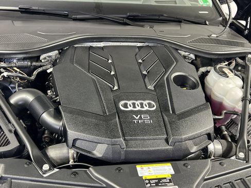 Used 2024 Audi A8 L 3.0T image 30