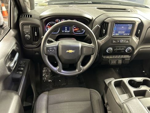 Used 2023 Chevrolet Silverado 1500 Custom image 22