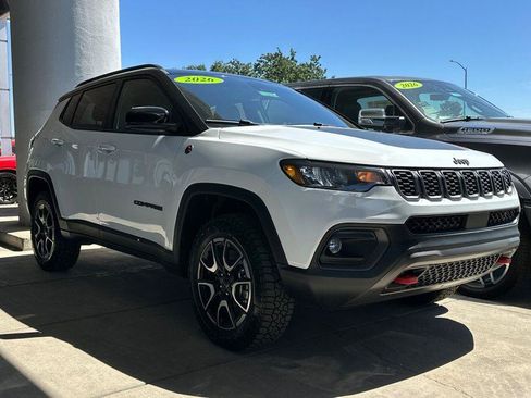 New 2026 Jeep Compass Trailhawk AWD/4WD image 2