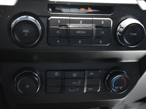 Used 2019 Ford F150 XLT AWD/4WD image 28