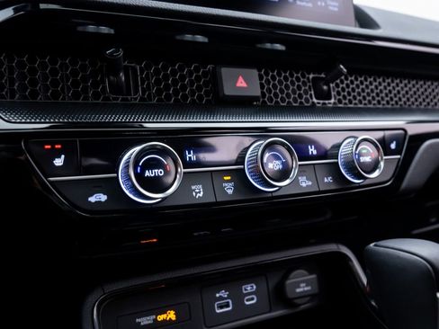 Certified 2025 Honda CR-V Sport Touring image 27