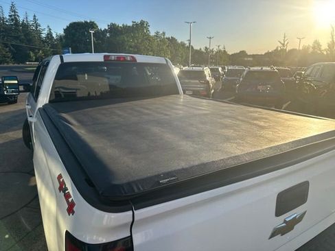 Used 2015 Chevrolet Silverado 2500 LT AWD/4WD image 13