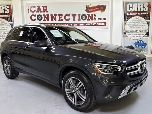 Used 2020 Mercedes-Benz GLC 300 4MATIC image 1
