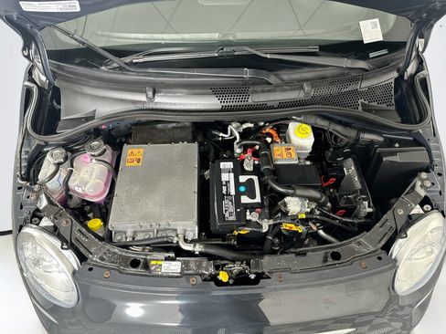 Used 2017 FIAT 500 e FWD image 28