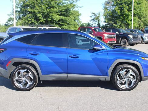 Used 2022 Hyundai Tucson Limited w/ Cargo Package AWD/4WD image 8
