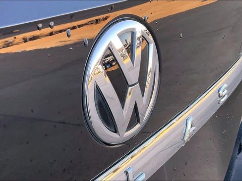 Used 2019 Volkswagen Atlas SE image 30