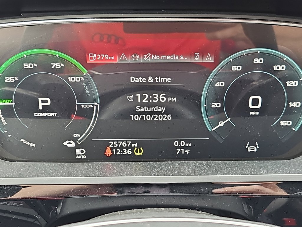 Certified 2024 Audi Q8 e-tron Premium Plus AWD/4WD image 18