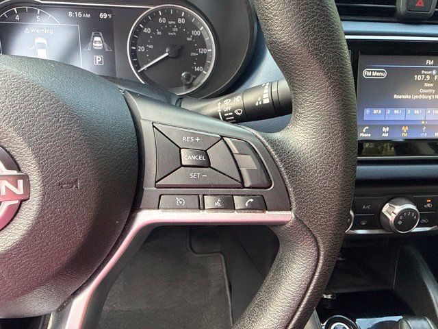 Used 2025 Nissan Versa SV FWD image 19