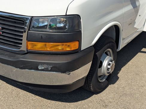New 2025 GMC Savana 3500 w/ Power Convenience Package image 26