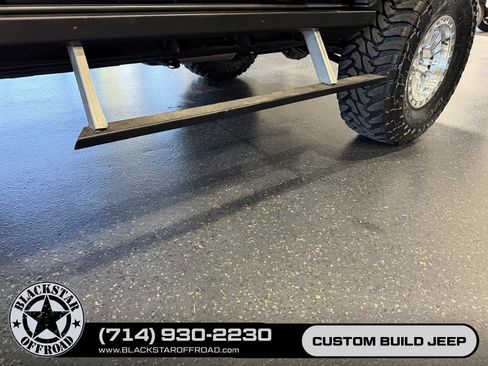 Used 2025 Jeep Wrangler Unlimited Rubicon 4xe w/ Safety Group AWD/4WD image 10