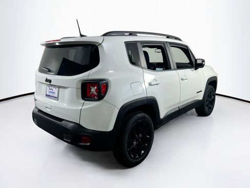 Used 2022 Jeep Renegade Altitude w/ Convenience Group image 5