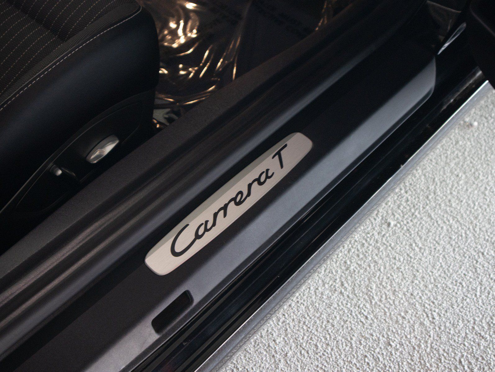 Certified 2018 Porsche 911 Carrera T RWD image 33
