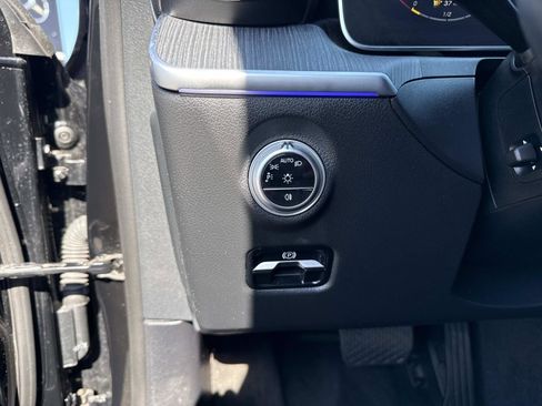 Used 2023 Mercedes-Benz C 300 Sedan image 30