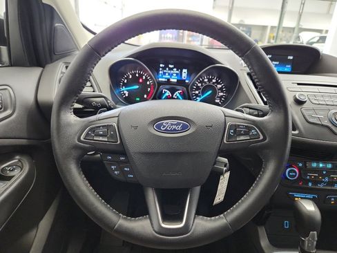 Used 2018 Ford Escape SE w/ SE Sport Appearance Package AWD/4WD image 12